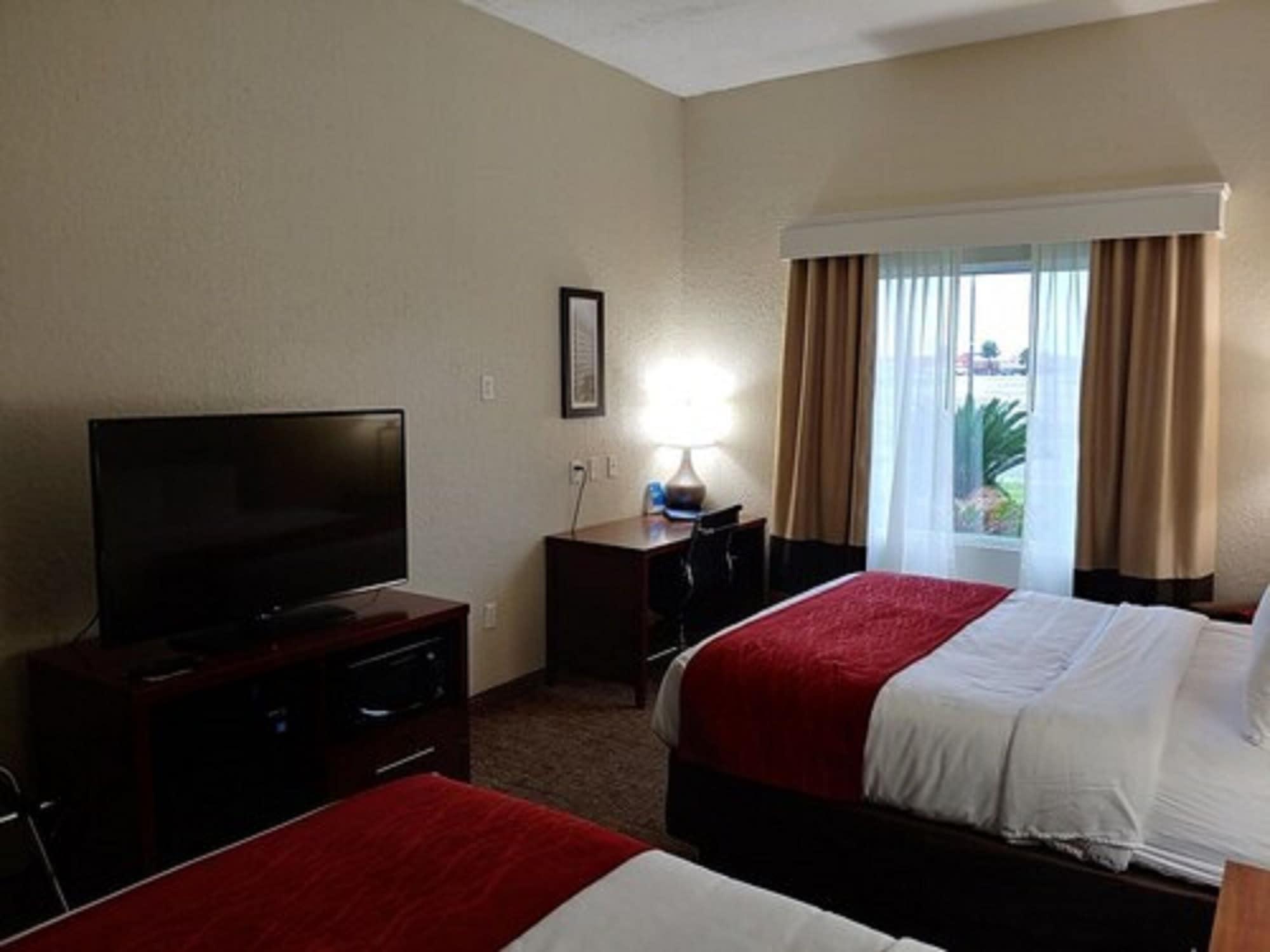 Comfort Inn & Suites Marianna I-10 Exterior photo